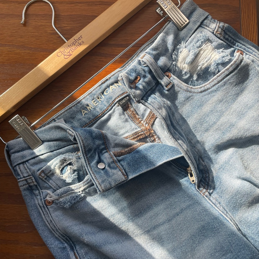 American Eagle Stretch Mom Jeans